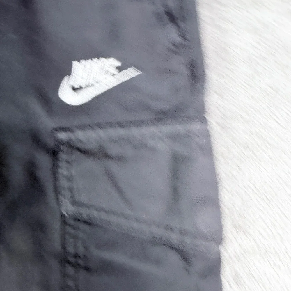 Nike Sportswear Utility Cargo Pants Elastic Waist Tapered Black Mens Medium